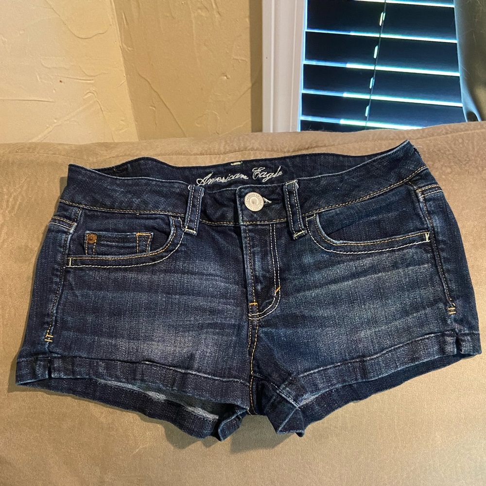 American Eagle short jean shorts